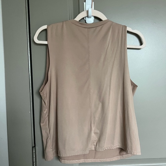 Good Hyouman Workout Tank - Picture 2 of 2